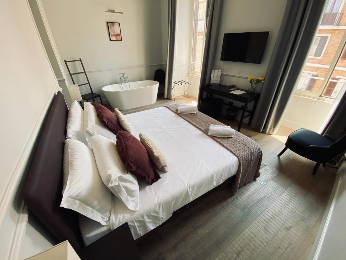 Holidays Suites Navona Rome Bagian luar foto